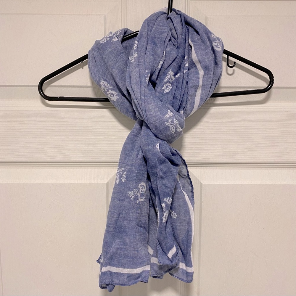 Old Navy scarf